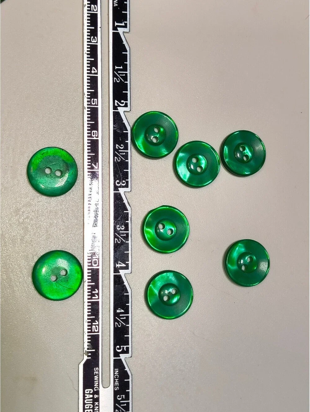 Vintage Green Le Bouton Buttons - Set of 8 - Made in Italy